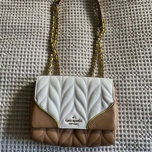 Kate Spade shoulder bag w/ adjustable strap
